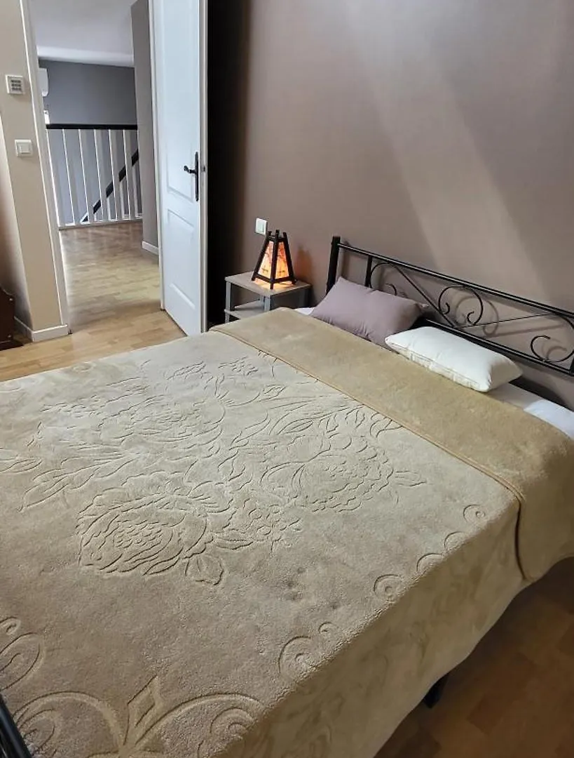 Appartement 130m2, 3 chambres avec terrasse Pierrelatte